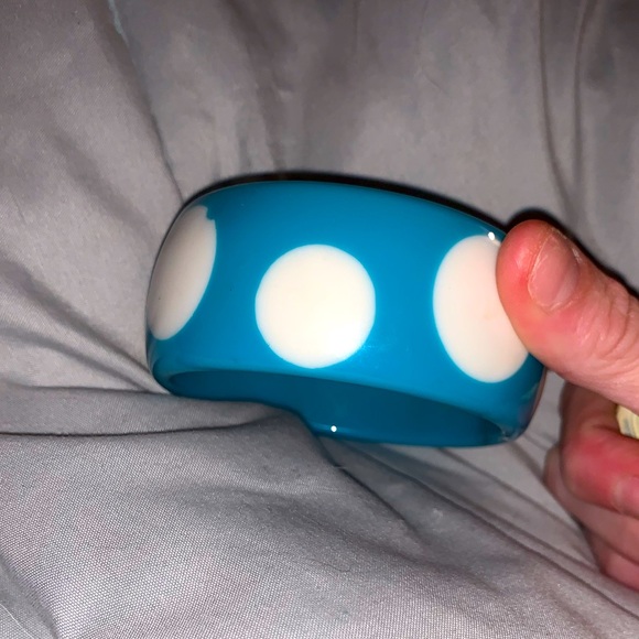 Ann Taylor Loft Bracelet. - Picture 2 of 3